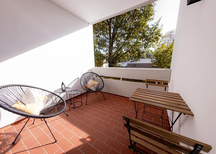 Come4Stay Passau - Apartment Seidenhof I Voll Ausgestattete Kueche I Balkon I Badezimmer