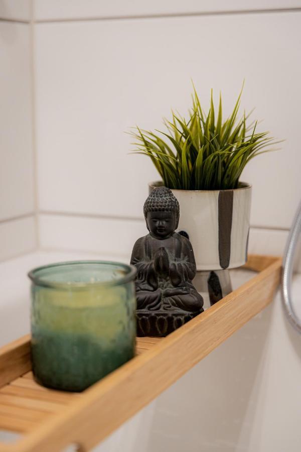 Come4stay - Seidenhof I Voll Ausgestattete Kueche I Balkon I Badezimmer * Pasawa